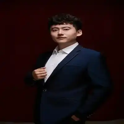 庞榕欣
